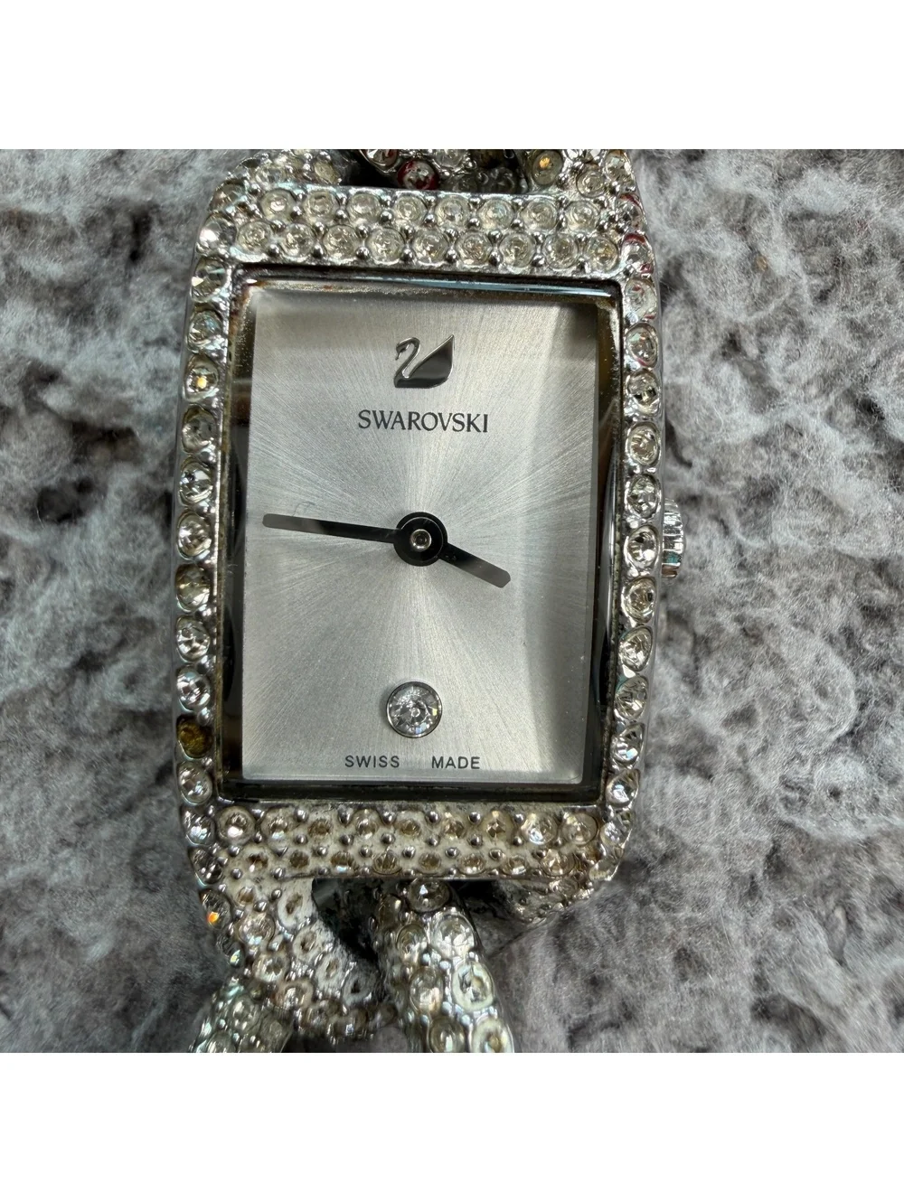 Swarovski Swiss Made Crystal Link Bracelet Watch Silver Tone Stainless Steel Box